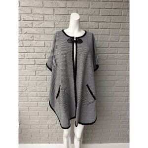 Chico’s Women's Black/ White Jacquard Knit Toggle Ruana Poncho Cadigan One Size